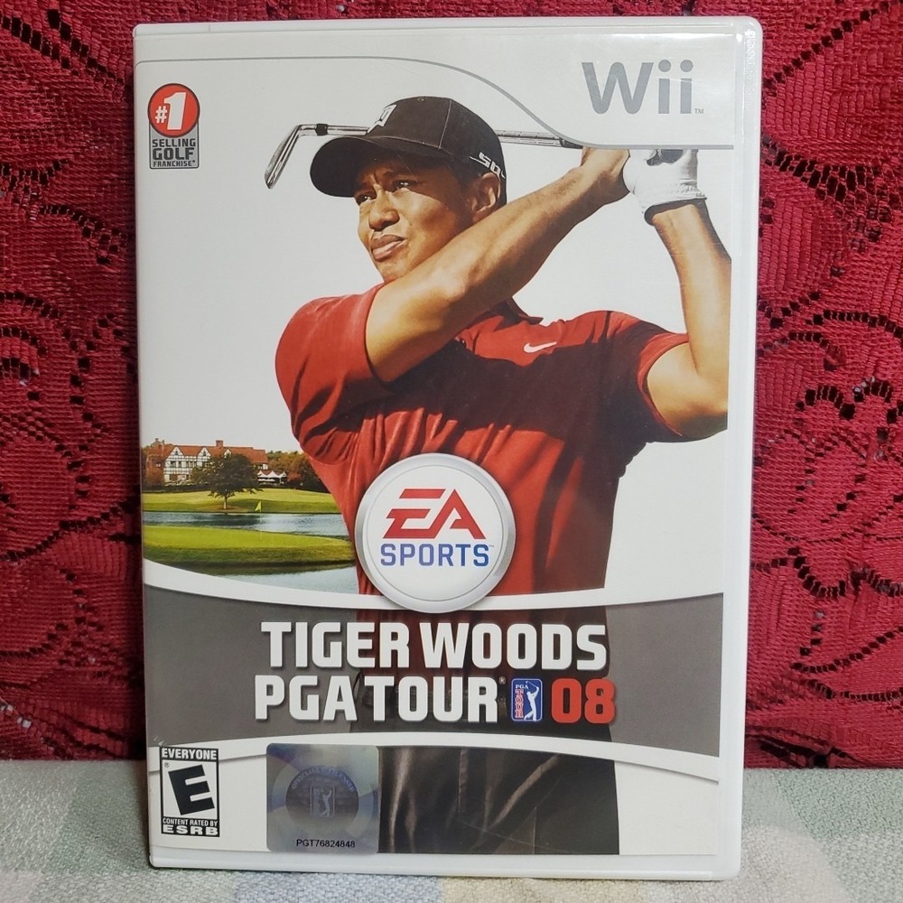 EA Sports Tiger Woods PGA Tour 08 Nintendo Wii Game White Sports Golf Video Game
